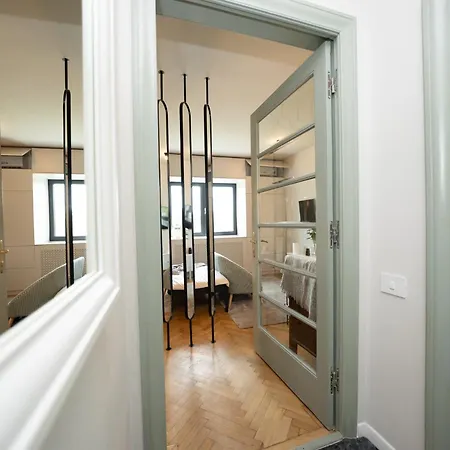 Aventurine Cismigiu Park * Βουκουρέστι