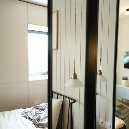 Aventurine Cismigiu Park *