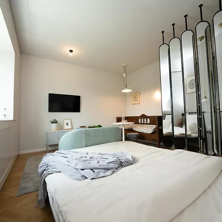 Aventurine Cismigiu Park * Βουκουρέστι