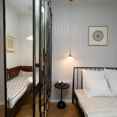 Apartment Aventurine Cismigiu Park
