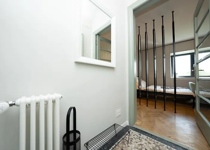 Aventurine Cismigiu Park * Bucureşti